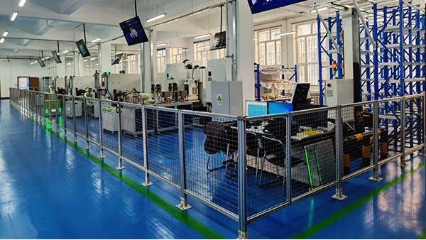 鋁型材圍欄的哪些特點(diǎn)使其適用于臨時(shí)場(chǎng)地？